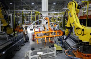 通用汽车2400万美元投资韦恩堡工厂，资产管理助力皮卡产量提升